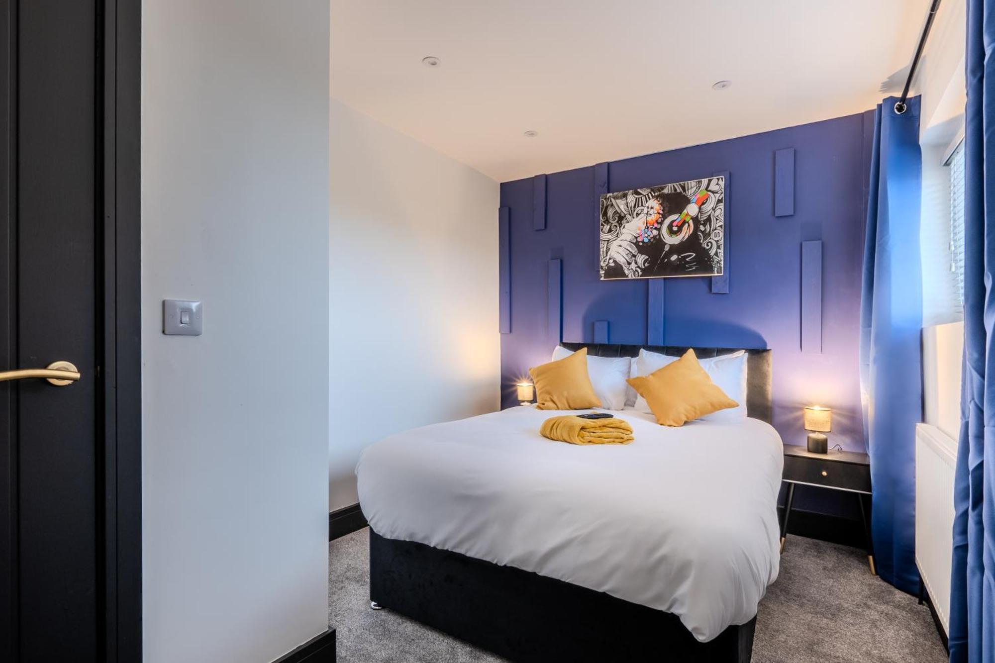Modern 3br - Private Parking - Tv In Every Bedroom Holiday home *